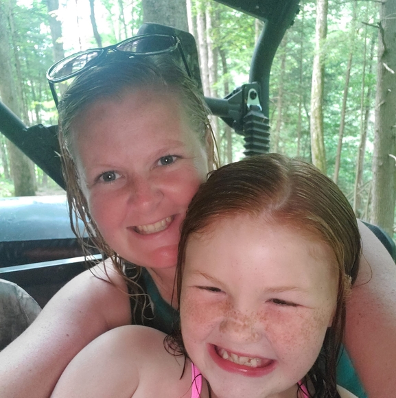 Meet your Posher, Vickie - Picture 1 of 1